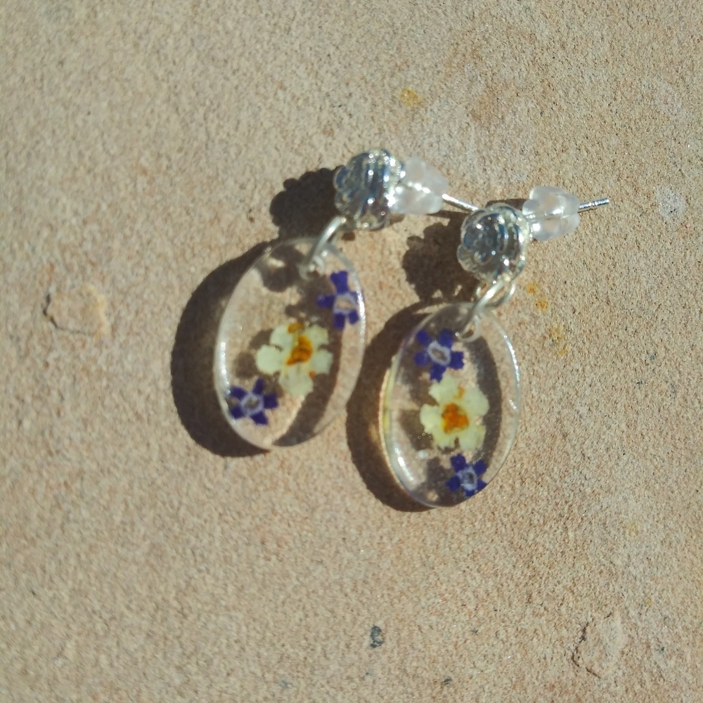 Real flower earrings